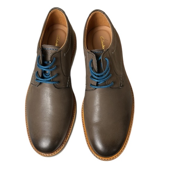 Clarks Other - Clark’s Men NWT  leather Oxford shoes,ATTICUS LTLACE, stone leather, light brown